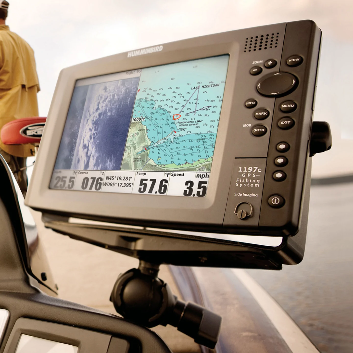 RAM-D-111U-C - RAM Mounts Large Marine Electronics Mount – Short Arm - Image 4