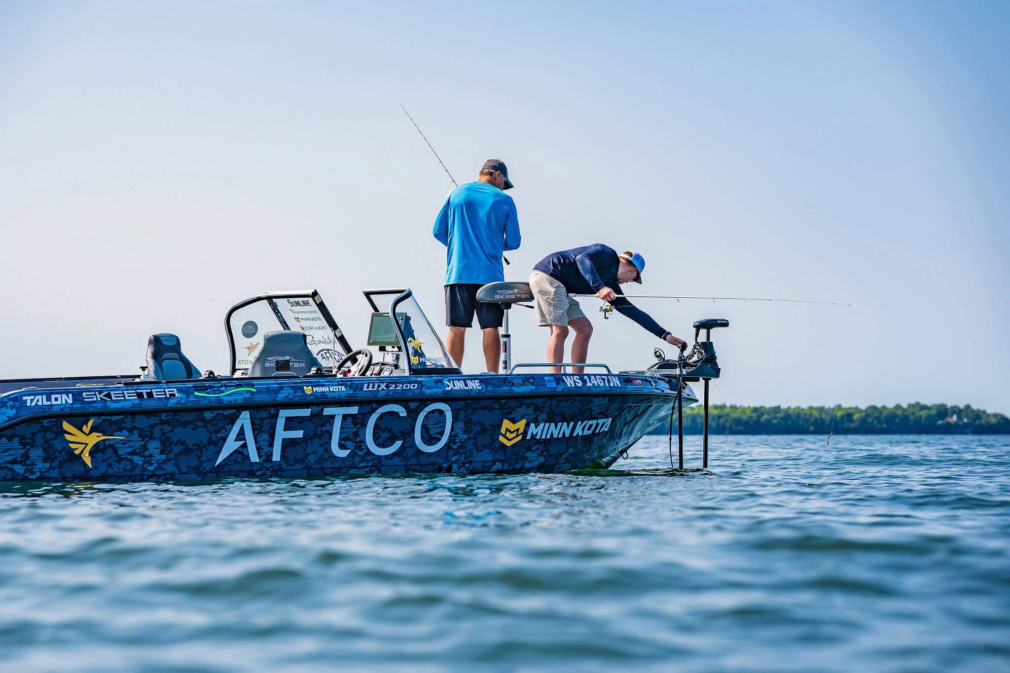 Shop Fish Finders Canada Fishing Electronics